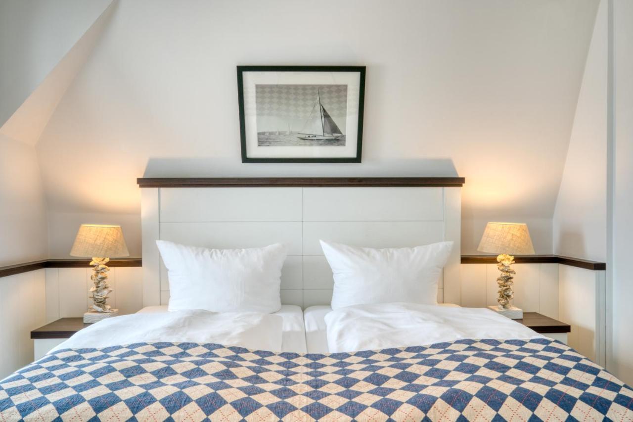 Hotel Strandschloesschen Lubeck Ngoại thất bức ảnh