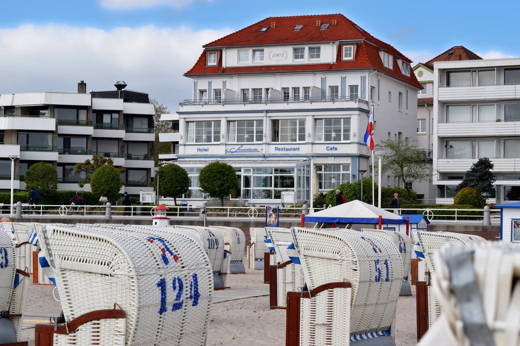Hotel Strandschloesschen Lubeck Ngoại thất bức ảnh