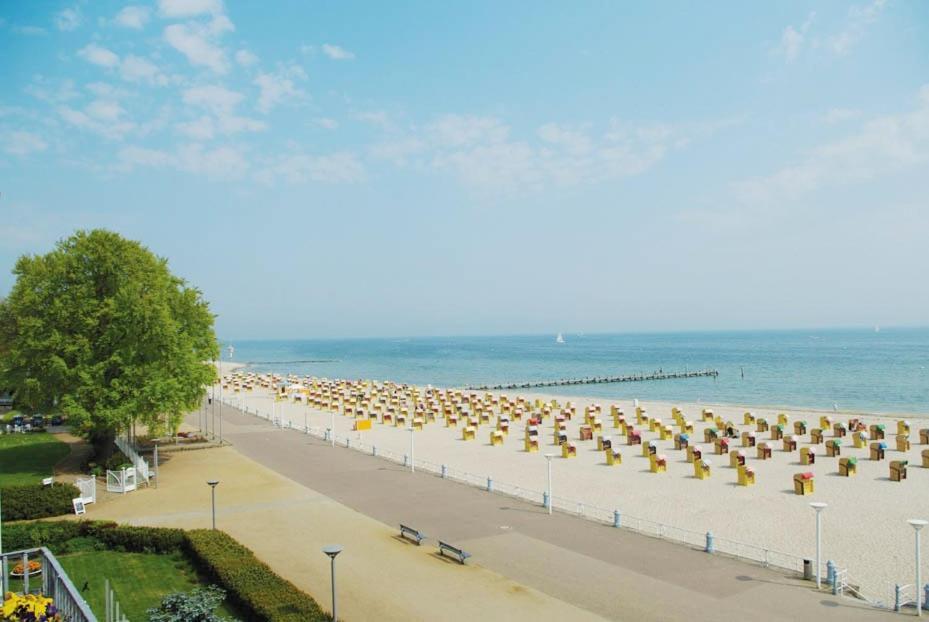 Hotel Strandschloesschen Lubeck Ngoại thất bức ảnh